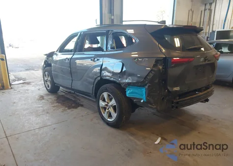 2022 Toyota Highlander Le из США, поврежденный, VIN 5TDBZRBH3NS252318